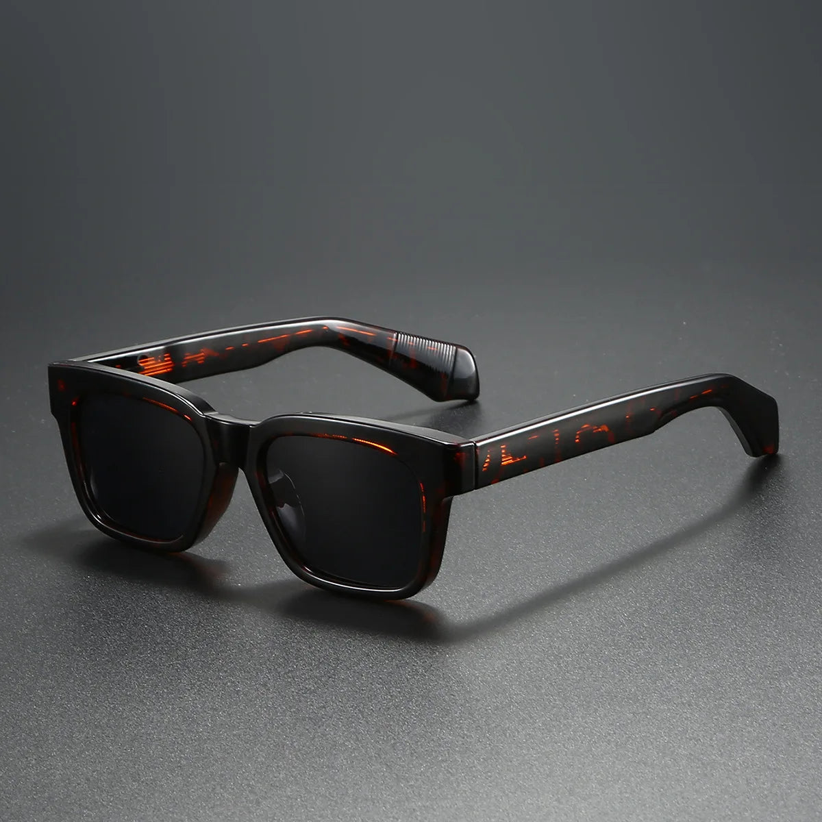 The Marylebone Polarized Square Sunglasses