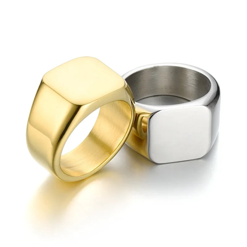 The Kensington Square Signet Ring