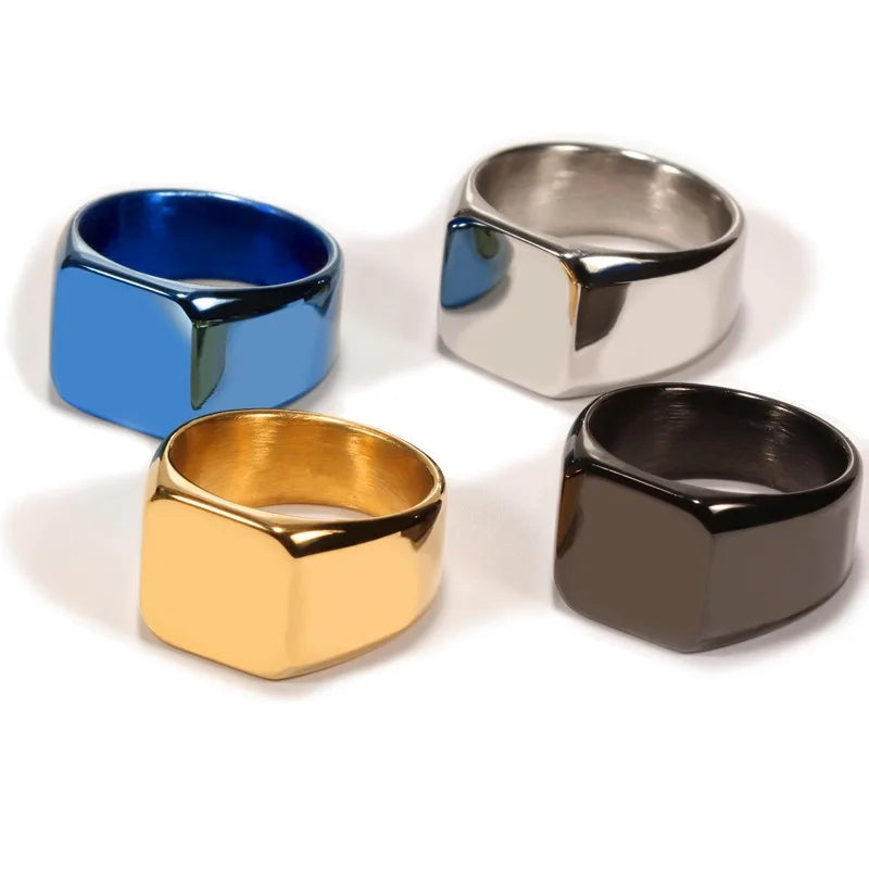 The Kensington Square Signet Ring