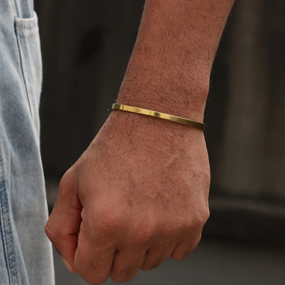 The Richmond Minimalist Cuban Cuff