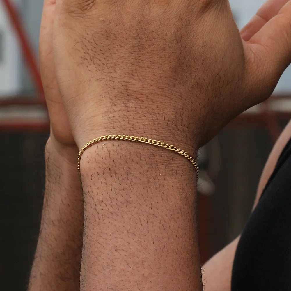 The Richmond Minimalist Cuban Cuff